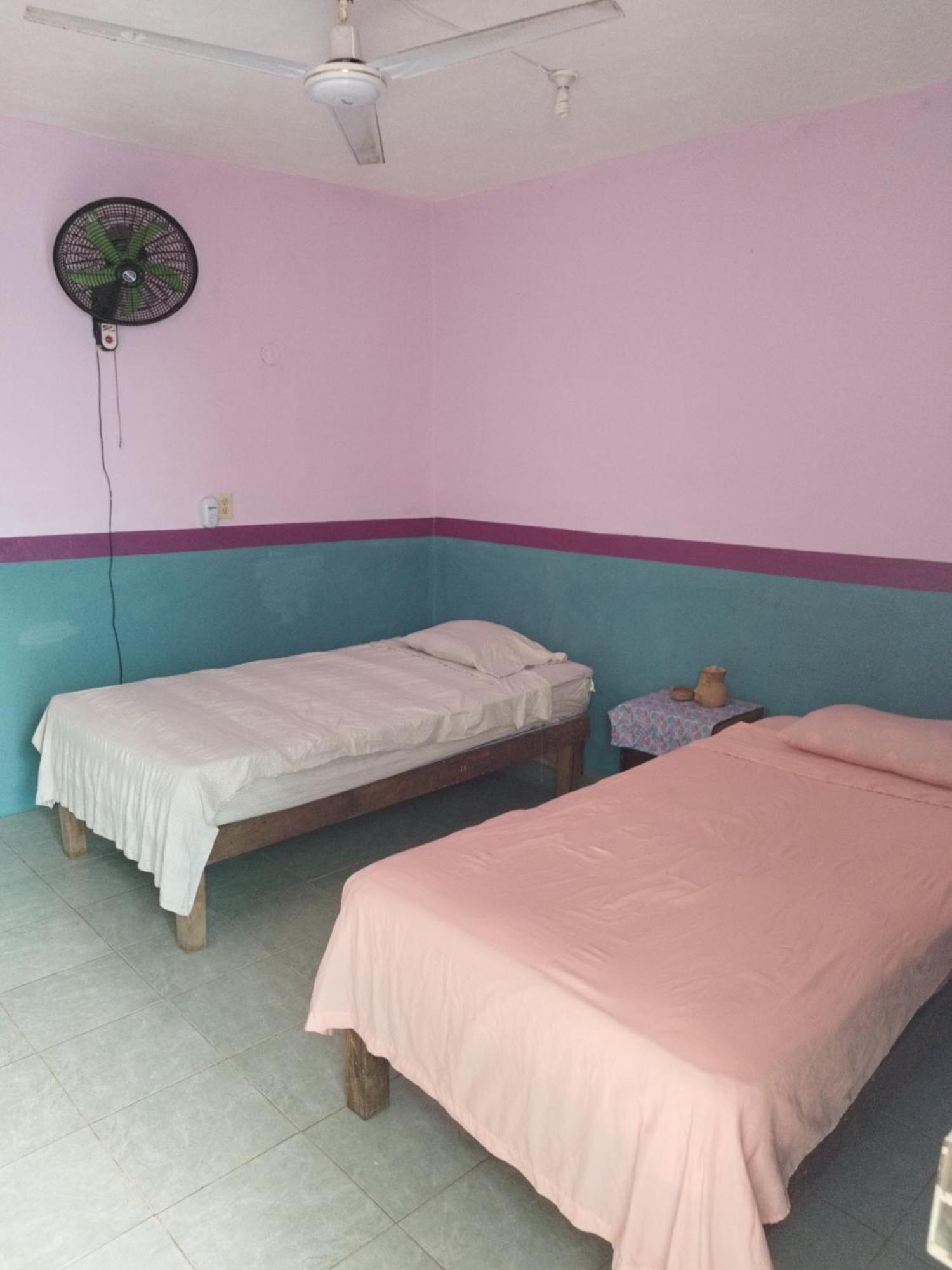 Hostal Y Temazcal Guemez Piste ภายนอก รูปภาพ